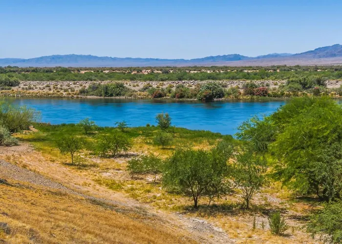 3 Bed 2 Bath Remodeled With River And Mountain Views *