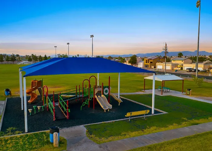 Holiday home 3 Bed 2 Bath Remodeled With River And Mountain Views Bullhead City