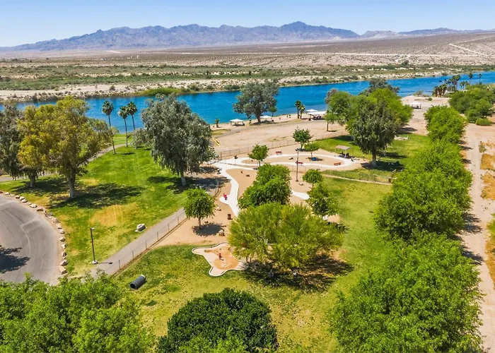 Holiday home 3 Bed 2 Bath Remodeled With River And Mountain Views Bullhead City