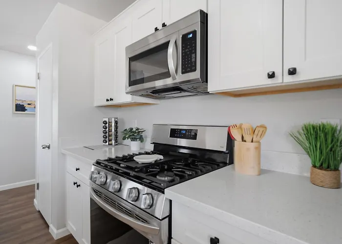 3 Bed 2 Bath Remodeled With River And Mountain Views * Bullhead City